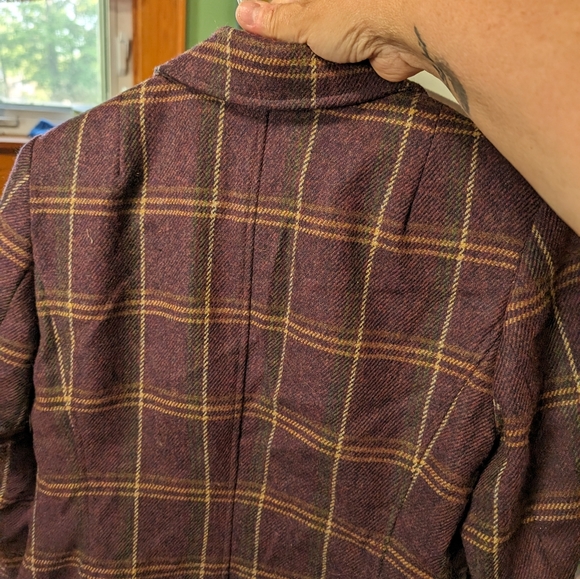 Blazer - Picture 4 of 4